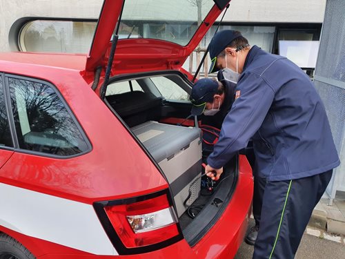 Během tří dnů rozvezou hasiči po kraji 7 000 dávek očkovací vakcíny