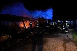 Téměř dvoumiliónová škoda po požáru v Myslkovicích
