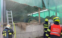 Požár zachvátil seník v obci Újezd na Zlínsku