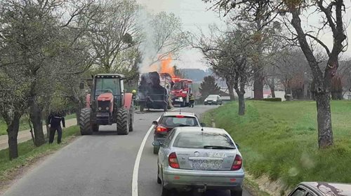 Požár nákladu zastavil provoz a způsobil škody