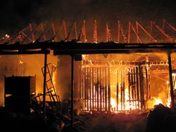 Požár zničil stodolu na Vsetínsku.