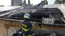 Požár střechy v Drhovicích