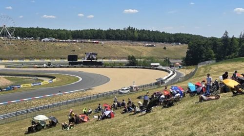 Vedra si vybírají daň. Záchranáři na MotoGP řešili desítky kolapsů