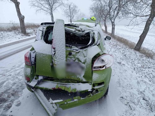Desítka dopravních nehod během odpoledne prověřila složky IZS