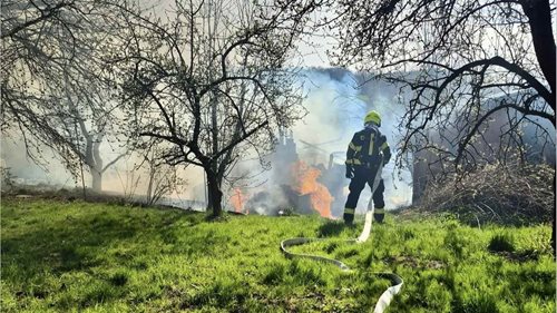 Rychlý zásah zabránil šíření požáru