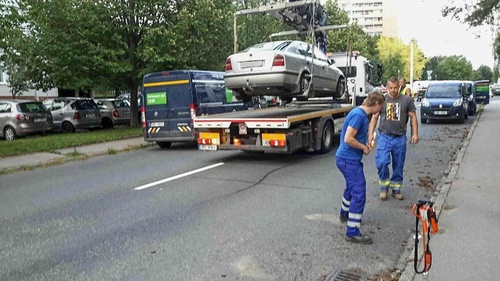 Brněnští hasiči řešili v neděli navečer dva úniky nebezpečných látek