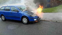 V Olomouci hořelo osobní auto na plyn