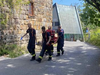 Záchrana u rozhledny a varování před víkendem: Ať výlet nekončí záchrankou