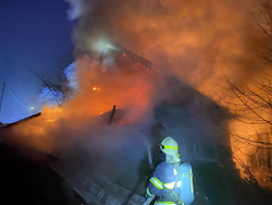 Požár v Rudimově zaměstnal čtyři jednotky hasičů