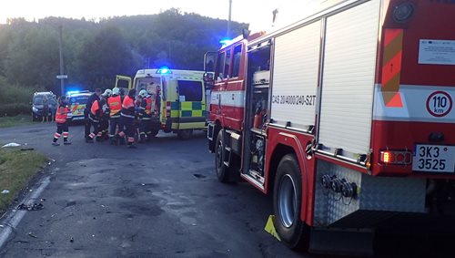 Pro sraženou chodkyni letěl vrtulník