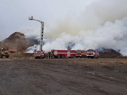 Zásah v Nové Cerekvi je ukončený, hasiči z místa odjíždějí. Jednalo se o nejdelší požár za uplynulých deset let.