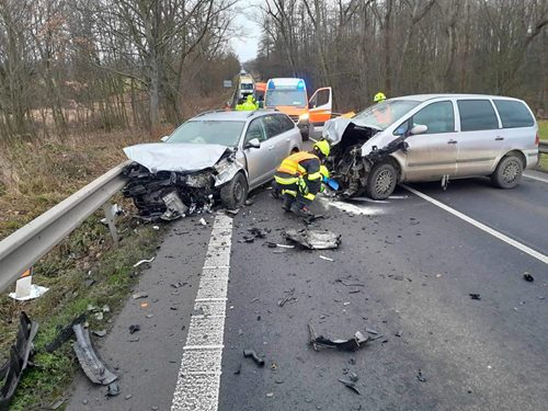 Dopravní nehoda si vyžádala zranění tří osob