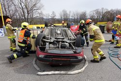 Vítězové soutěže ve vyprošťování u dopravních nehod se zúčastní krajského kola Zlínského kraje