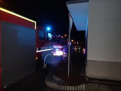 Aktualizace: U hořícího objektu stodoly zasahovalo šest jednotek hasičů
