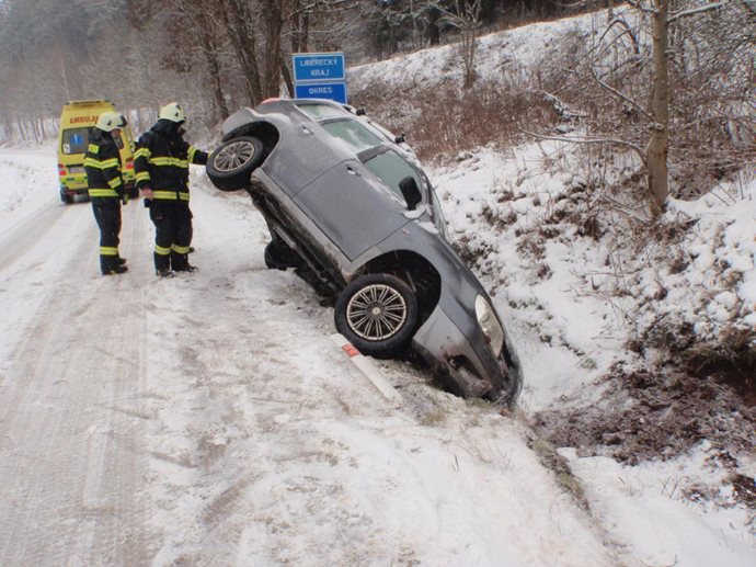 usti2.jpg usti2.jpg
