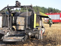 Více než miliónová škoda u požáru lisu na Kaplicku