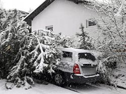 Hasiči v celé ČR pomáhali odstraňovat následky sněhové kalamity