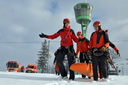 Lezecké družstvo moravskoslezských hasičů absolvovalo sérii denních a nočních výcviků