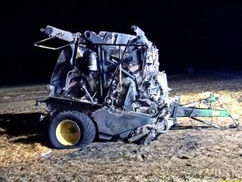 Ohnivé pondělí na Plzeňsku: Hasiči likvidovali 11 požárů, u Jarova shořel lis za 900 tisíc