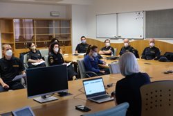 Čerstvě proškolení hasiči pomohou s covidovým trasováním v Moravskoslezském kraji