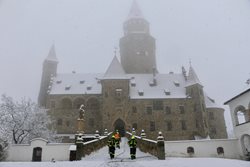 Na hradě Bouzov cvičně hořelo FOTOGALERIE/VIDEO