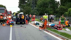 Deset zraněných při nedělní nehodě v Čankovicích v Pardubickém kraji