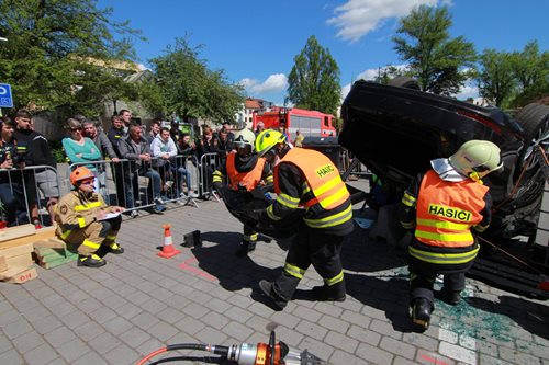 FOTOGALERIE  Mistři ve vyprošťování jsou z Hořovic
