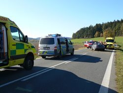 Tři zranění při nehodě na půli cesty mezi Horažďovicemi a Klatovy