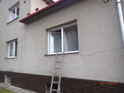 Ostravští hasiči zachránili dva seniory, nadýchané oxidem uhelnatým