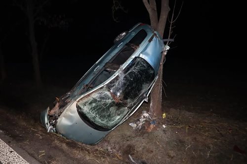 Řidič pod vlivem alkoholu způsobil těžkou havárii