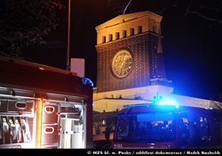 O Vánocích hasiči v Praze vyjížděli k celkem 60 případům. Tři požáry způsobily prskavky, jedna osoba zemřela