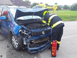 U Markvartic na Třebíčsku se střetla dvě osobní vozidla