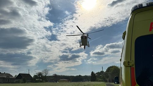 Tragická nehoda si vyžádala lidský život a deset zraněných