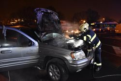 Požár osobního auta v Ústí nad Labem