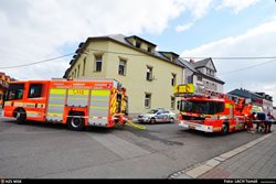 Záchrana osmi nadýchaných osob při požáru v domě v Ostravě-Vítkovicích