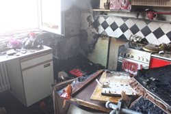 Šest jednotek vyjelo do Předslavic k požáru domu