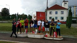 Turnaj v nohejbale trojic v Dobrušce ovládli hasiči z Vyškova