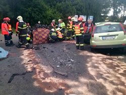 Tragická nehoda dvou osobních automobilů u Vnorov