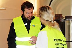 Hasič Jakub Brumar řídí chod asistenčního centra