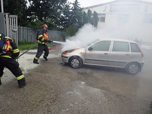 Požár osobního automobilu