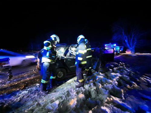 Nehoda s vyproštěním u obce Všechlapy