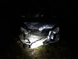 U Markvartic se střetl v pátek ráno kamion s osobním autem