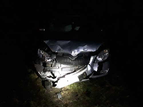 U Markvartic se střetl v pátek ráno kamion s osobním autem