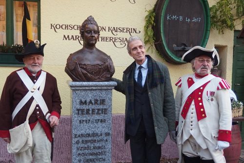 Slavnostní odhalení busty rakouské císařovny Marie Terezie VIDEO 
