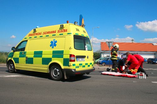Dopravní nehoda tří nákladních aut v Straškově.Při nehodě byl zraněn řidič jednoho z vozů.