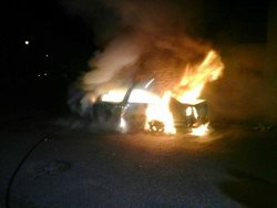 Hasiči o víkendu v Pardubickém kraji likvidovali požár vozidla i následky nehody