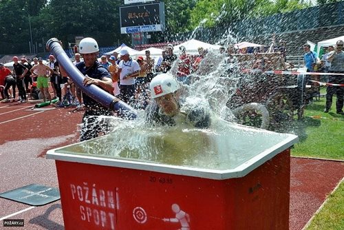Národní rekord a hromada medailí pro Plzeňský kraj na Mistrovství ČR v požárním sportu