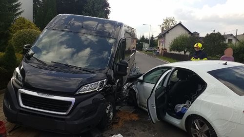 Dopravní nehoda u obce Červená Voda si vyžádala pět zraněných osob