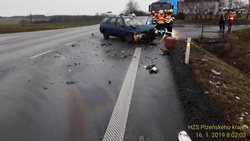 Ranní dopravní nehoda se zraněním u Draženova
