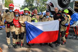 Třinečtí hasiči na MS ve vyprošťování v Rumunsku jsou po druhé disciplíně 